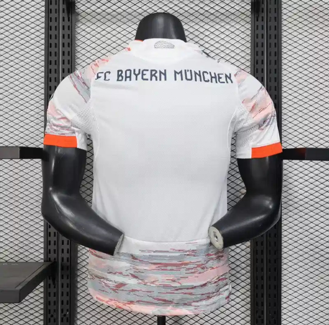 FC Bayern Munich 2025/26 Away Jersey Half-Sleeves.(Embroidery)